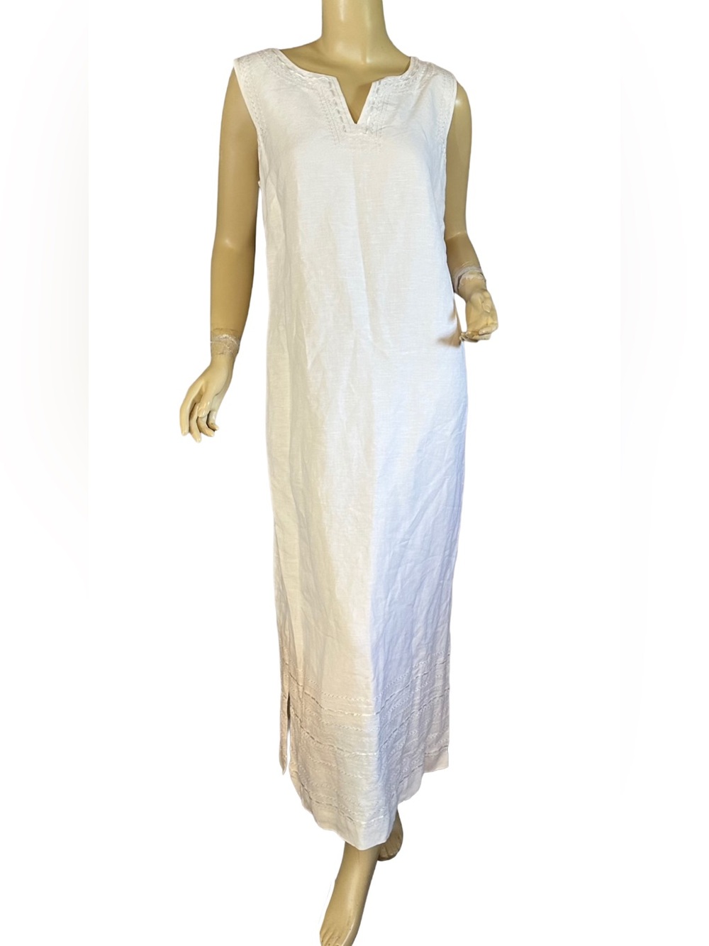OFF WHITE LINEN BLEND CAROLE LITTLE EMBROIDERED ACCENT SHIFT MAXI DRESS (10) - Picture 2 of 14